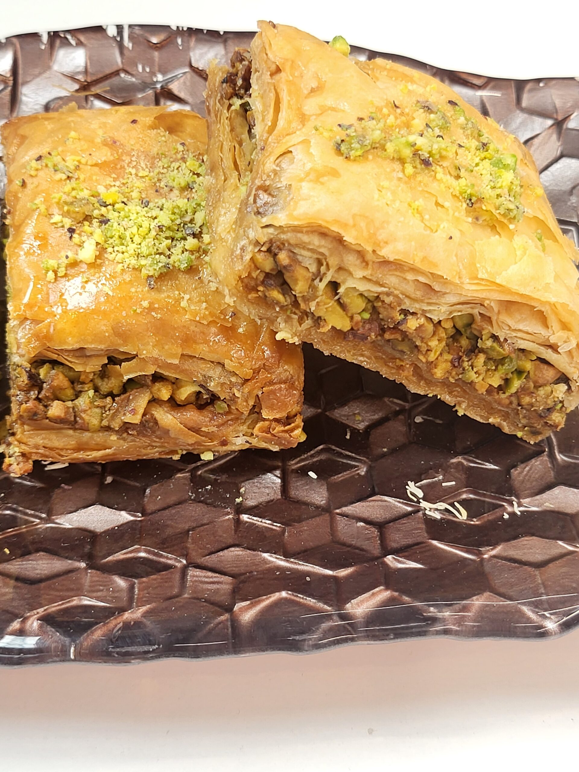 Delicia Turca Doble Pistacho, un dulce tradicional con pistachos crujientes y textura suave.