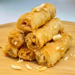 Dedo Mixto, dulce turco artesanal con frutos secos y textura crujiente.